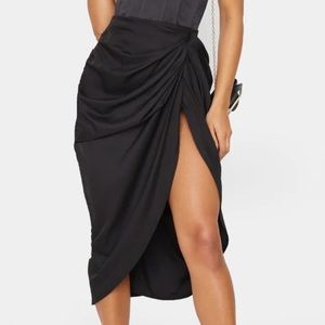 Brand New Never Worn; Skirt just didn’t fit me how I wanted postpartum